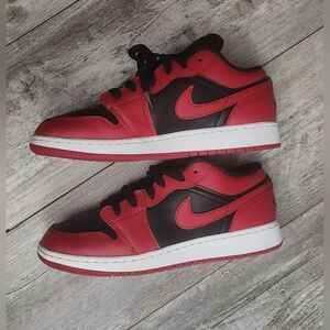 Nike Air Jordan 1 Low (GS) Black/Red Reverse Bred